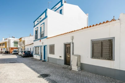 Moradia T3 para Venda em Alcantarilha e Pêra