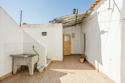 Moradia T3 para Venda em Alcantarilha e Pêra