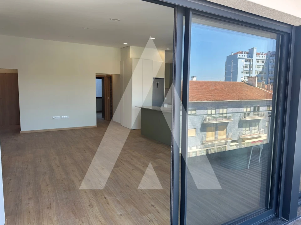 Apartamento T3 para Venda em Glória e Vera Cruz Foto 9