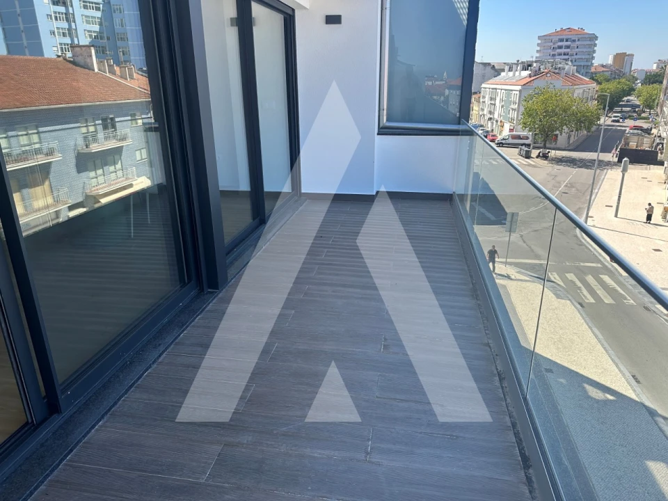 Apartamento T3 para Venda em Glória e Vera Cruz Foto 10