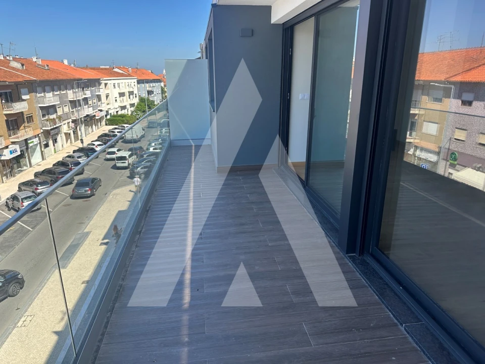 Apartamento T3 para Venda em Glória e Vera Cruz Foto 7
