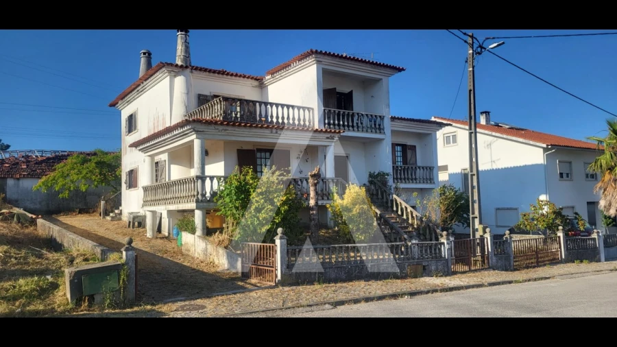 Moradia T5 para Venda em Ansião