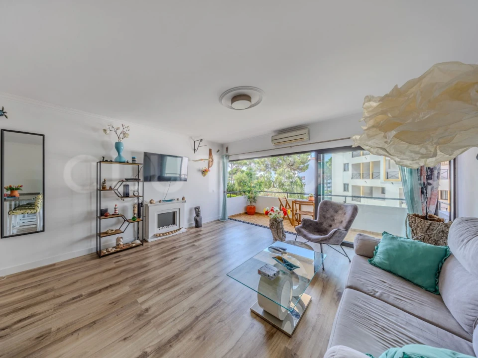 Apartamento T3 para Venda em Quarteira Foto 8