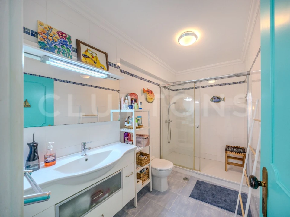 Apartamento T3 para Venda em Quarteira Foto 22