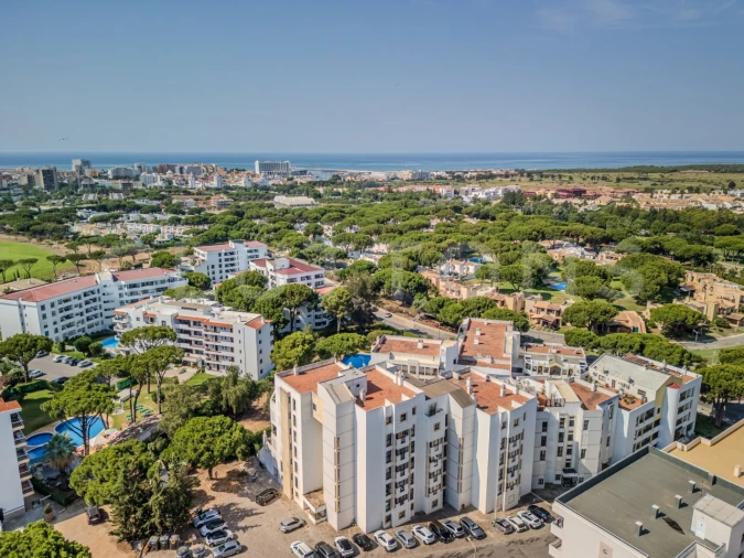 Apartamento T3 para Venda em Quarteira Foto 6