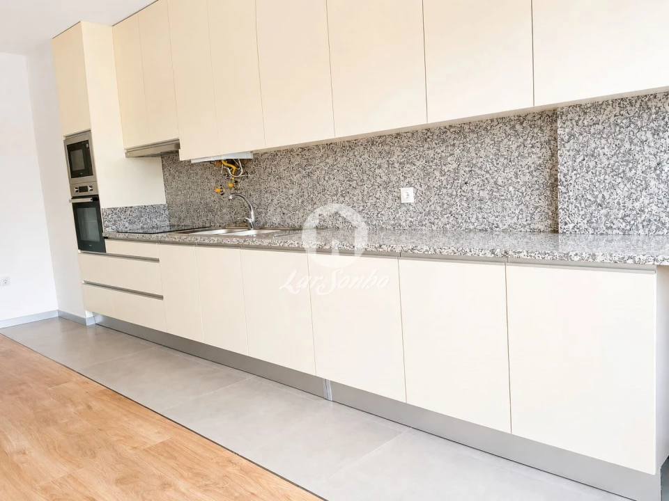 Apartamento T3 para Venda em São Vitor (Braga) Foto 8