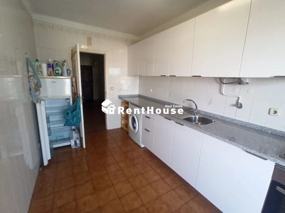 Apartamento T1 para Arrendamento em Buarcos Foto 2