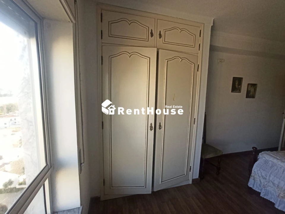 Apartamento T1 para Arrendamento em Buarcos Foto 4