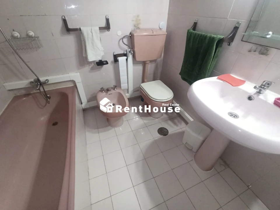 Apartamento T1 para Arrendamento em Buarcos Foto 5