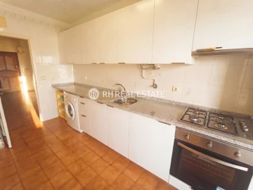 Apartamento T1 para Arrendamento em Buarcos