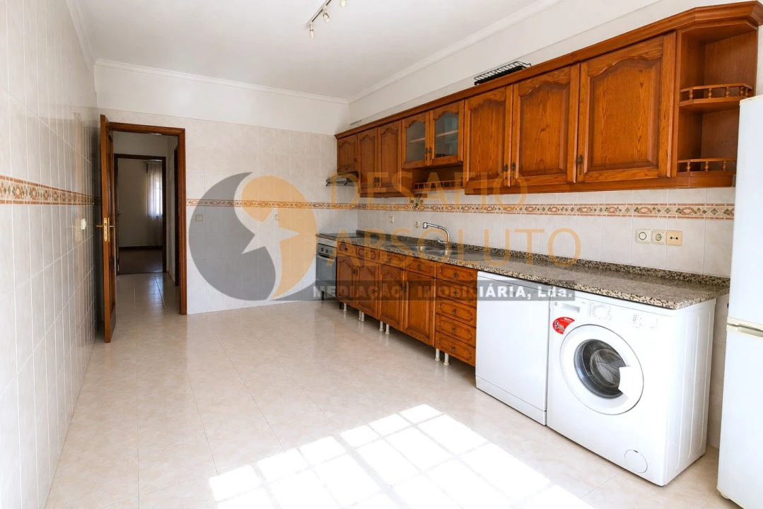 Apartamento T2 para Venda em Pinhal Novo Foto 9