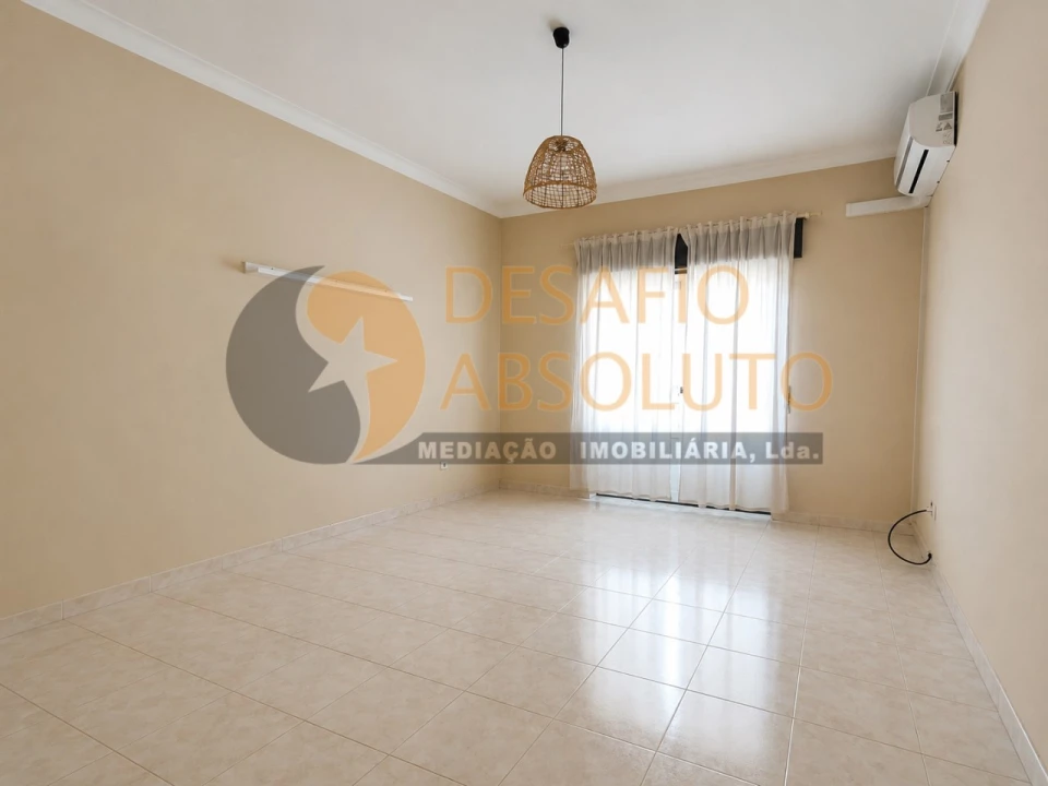 Apartamento T2 para Venda em Pinhal Novo Foto 11