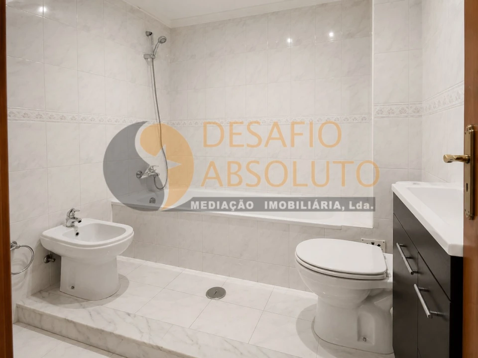 Apartamento T2 para Venda em Pinhal Novo Foto 16