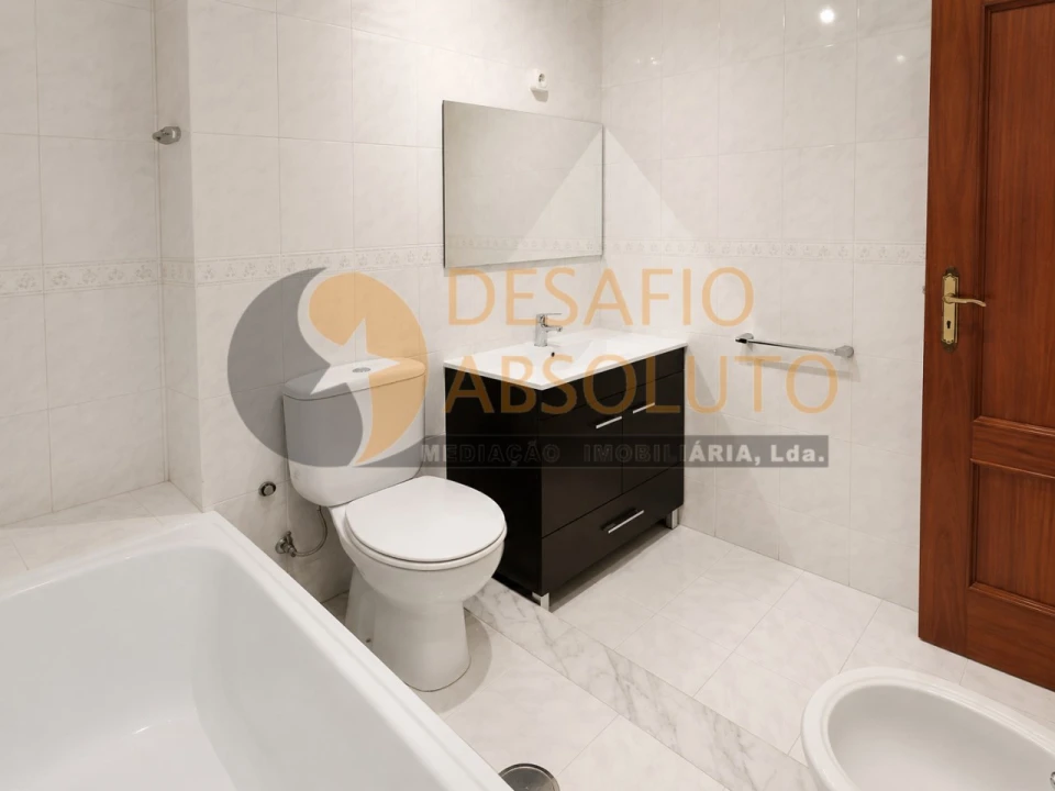 Apartamento T2 para Venda em Pinhal Novo Foto 17