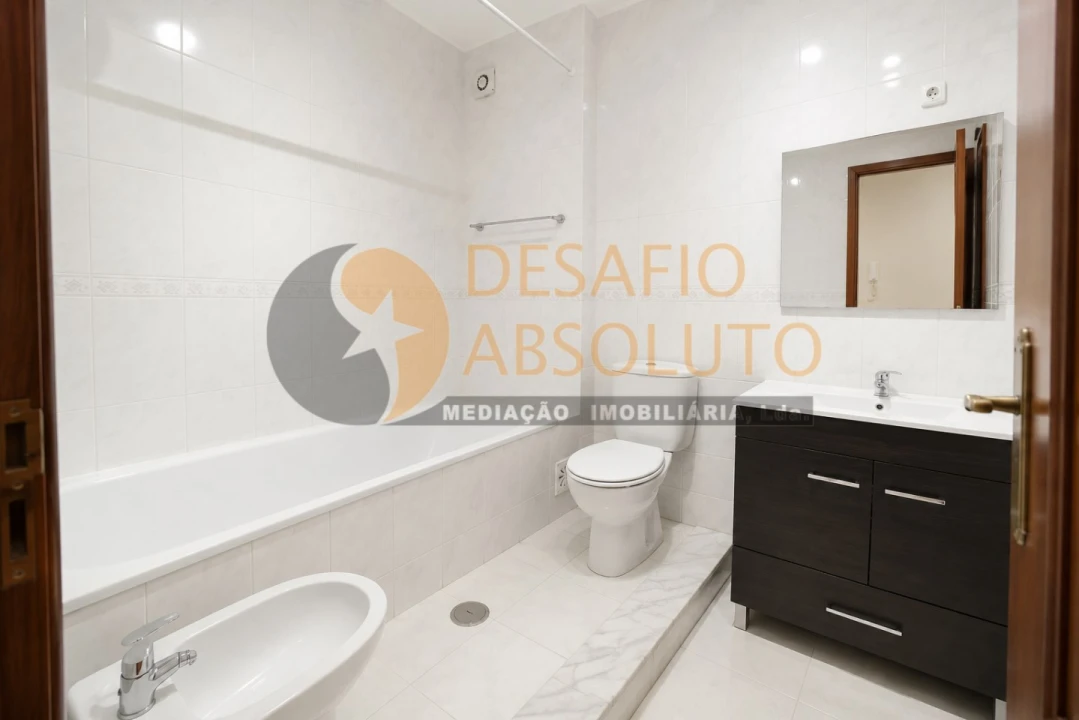 Apartamento T2 para Venda em Pinhal Novo Foto 18
