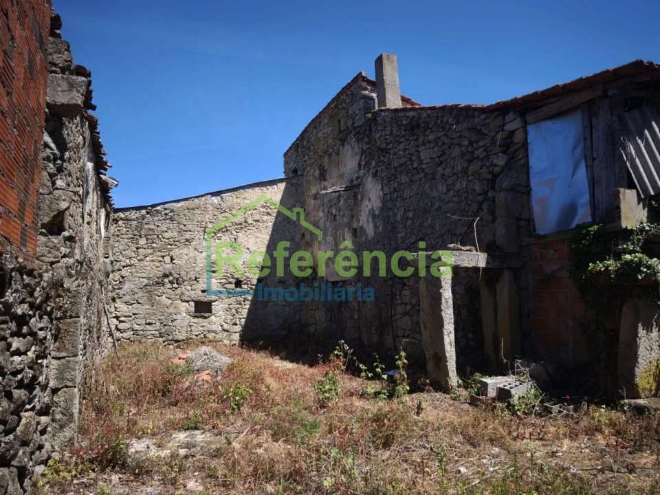 Terreno para Venda em Ervededo Foto 2