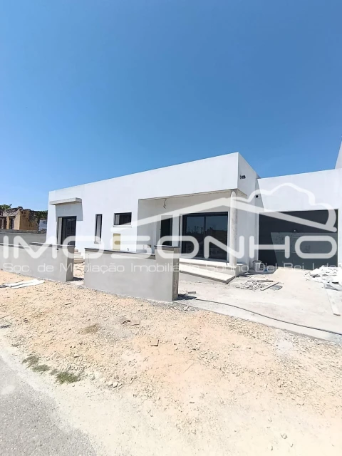 Moradia T3 para Venda em Marinha Grande
