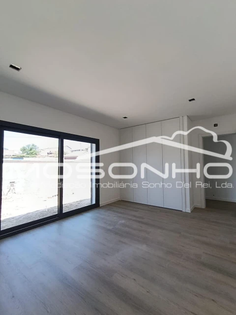 Moradia T3 para Venda em Marinha Grande