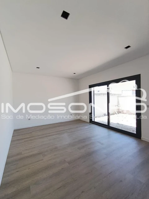 Moradia T3 para Venda em Marinha Grande