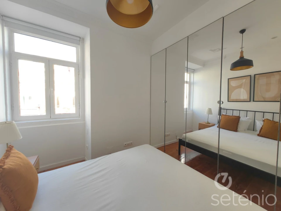 Apartamento T2 para Arrendamento em Santo António Foto 6
