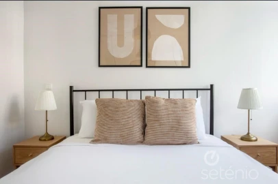 Apartamento T2 para Arrendamento em Santo António