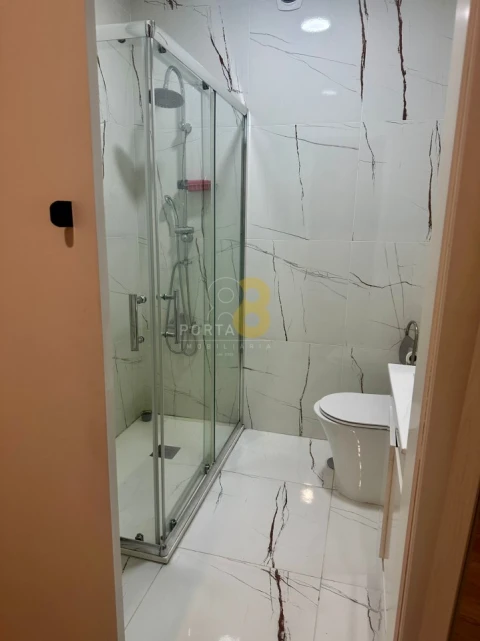 Apartamento T2 para Venda em Custóias, Leça do Balio e Guifões
