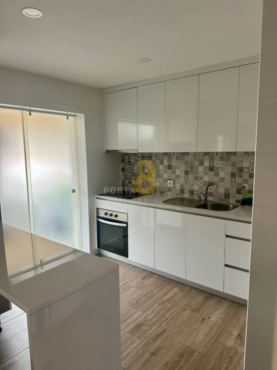 Apartamento T2 para Venda em Custóias, Leça do Balio e Guifões Foto 10