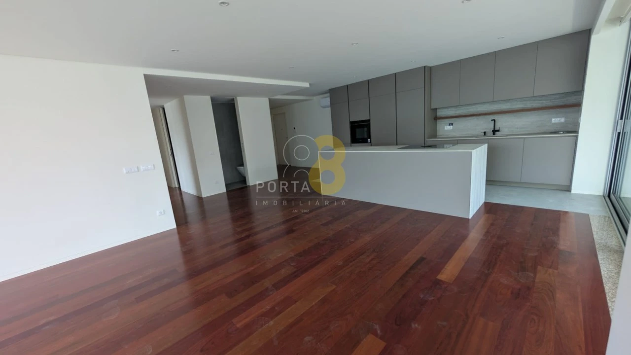 Apartamento T3 para Arrendamento em Matosinhos e Leça da Palmeira Foto 2