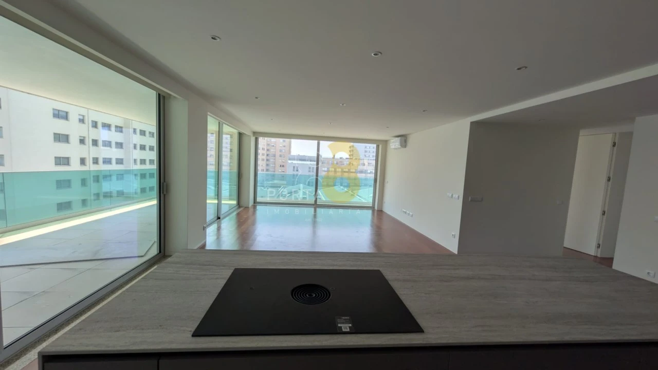 Apartamento T3 para Arrendamento em Matosinhos e Leça da Palmeira Foto 5