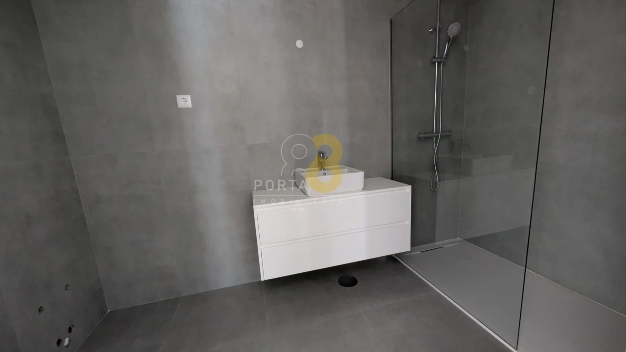 Apartamento T3 para Arrendamento em Matosinhos e Leça da Palmeira Foto 15