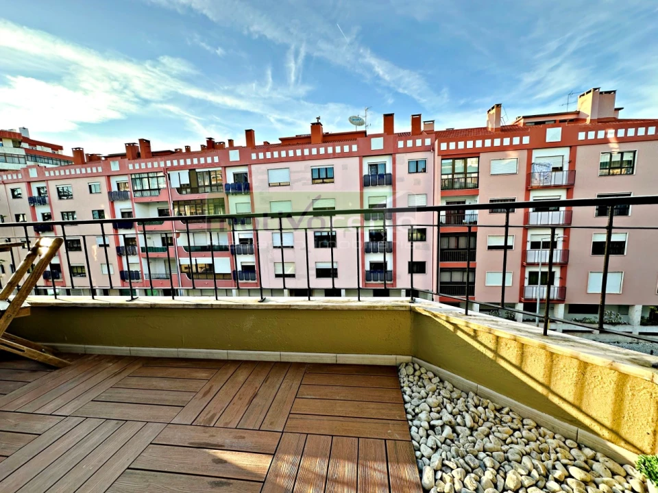 Apartamento T2 para Venda em Cacém e São Marcos Foto 6