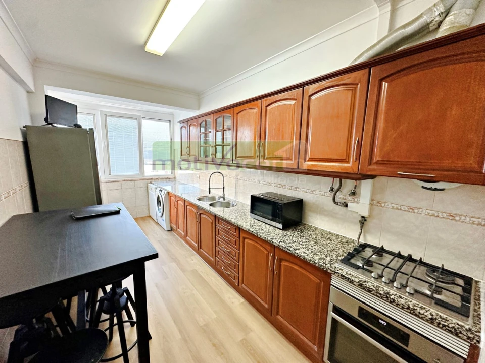 Apartamento T2 para Venda em Cacém e São Marcos Foto 8