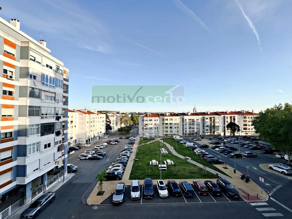 Apartamento T2 para Venda em Cacém e São Marcos Foto 19