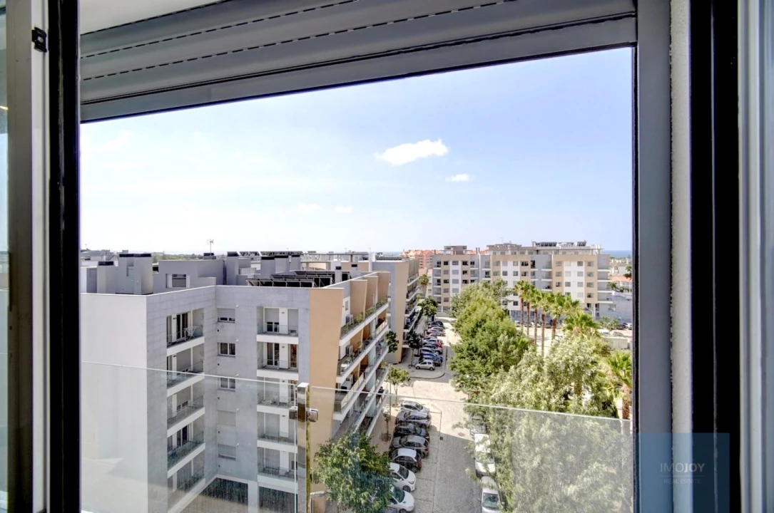 Apartamento T3 para Venda em Carcavelos e Parede Foto 29
