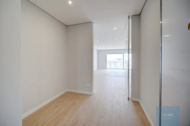 Apartamento T3 para Venda em Carcavelos e Parede Foto 12