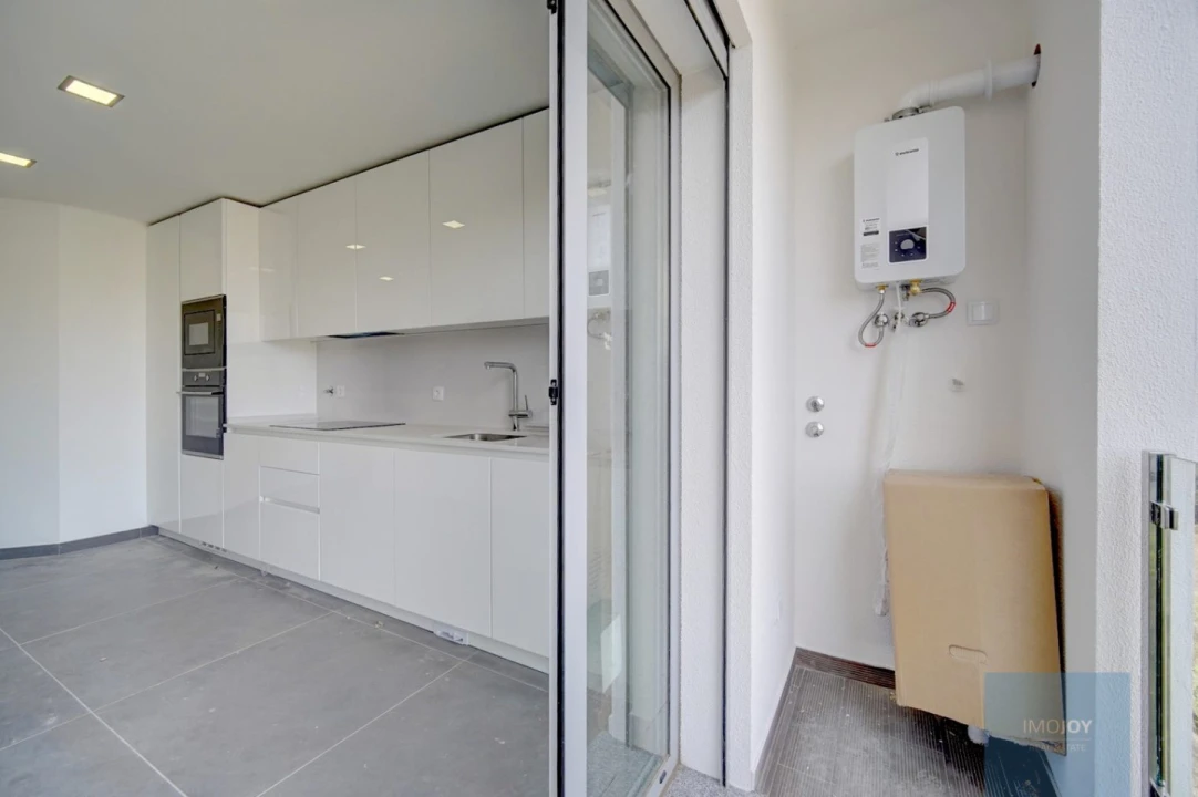 Apartamento T3 para Venda em Carcavelos e Parede Foto 4