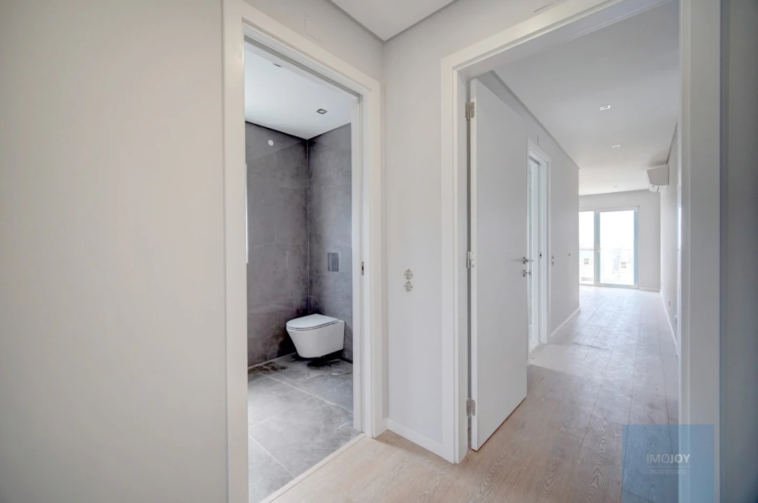 Apartamento T3 para Venda em Carcavelos e Parede Foto 9
