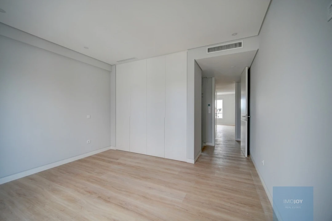 Apartamento T3 para Venda em Carcavelos e Parede Foto 23