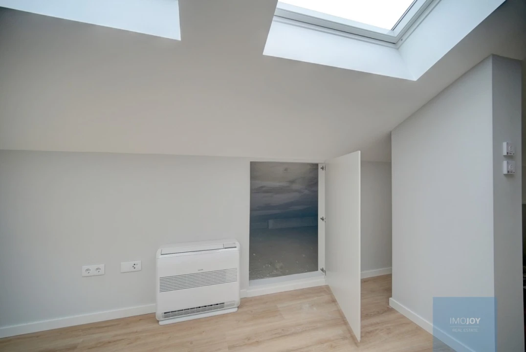 Apartamento T3 para Venda em Carcavelos e Parede Foto 30