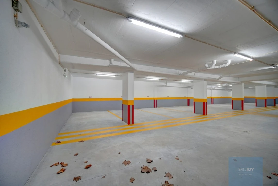 Apartamento T3 para Venda em Carcavelos e Parede Foto 34