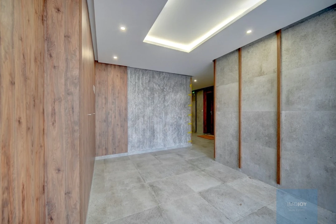 Apartamento T3 para Venda em Carcavelos e Parede Foto 37