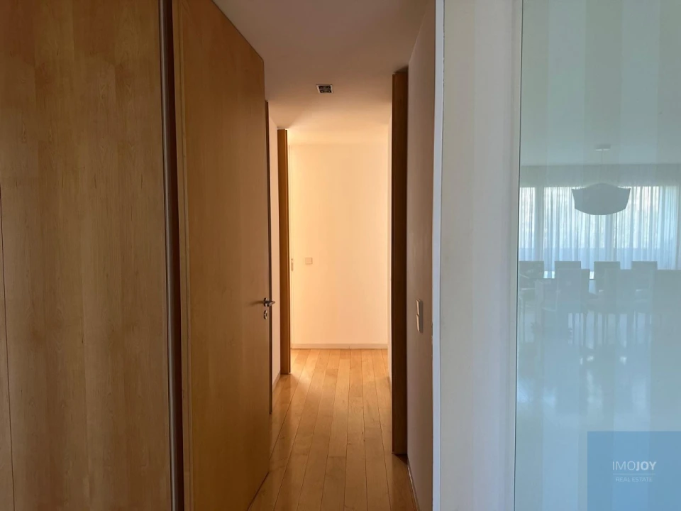 Apartamento T3 para Arrendamento em Ramalde Foto 14