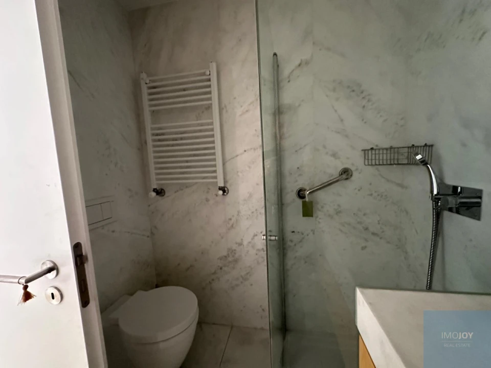 Apartamento T3 para Arrendamento em Ramalde Foto 26