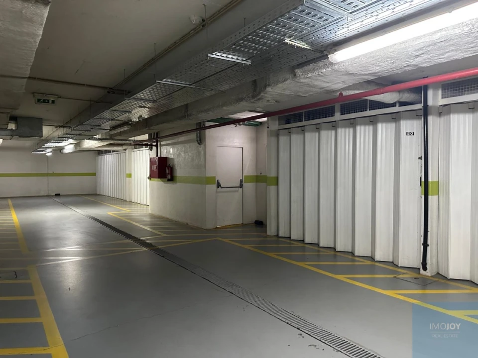 Apartamento T3 para Arrendamento em Ramalde Foto 37