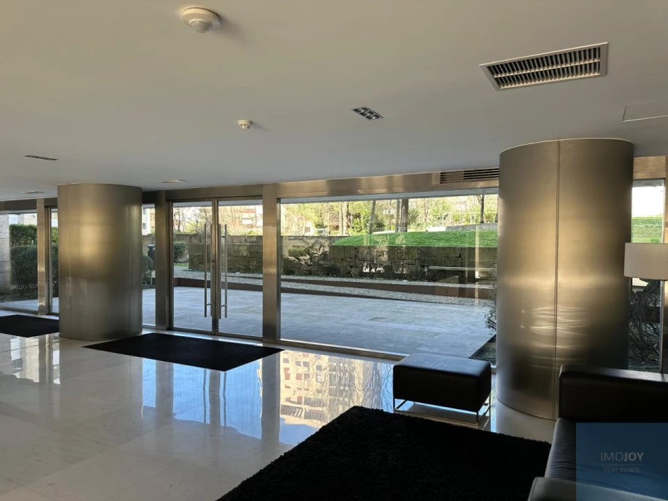 Apartamento T3 para Arrendamento em Ramalde Foto 41