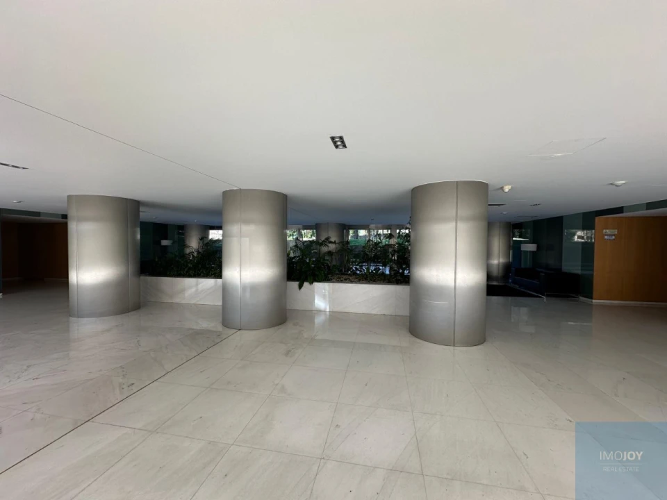 Apartamento T3 para Arrendamento em Ramalde Foto 43