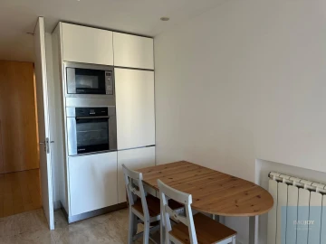 Apartamento T3 para Arrendamento em Ramalde