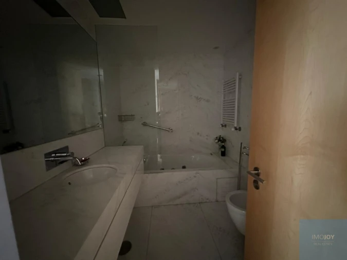 Apartamento T3 para Arrendamento em Ramalde Foto 31
