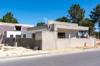 Moradia T3 para Venda em Fernao Ferro