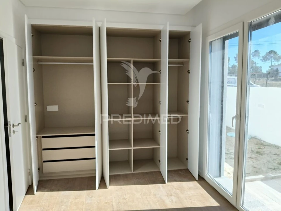Moradia T3 para Venda em Fernao Ferro Foto 18